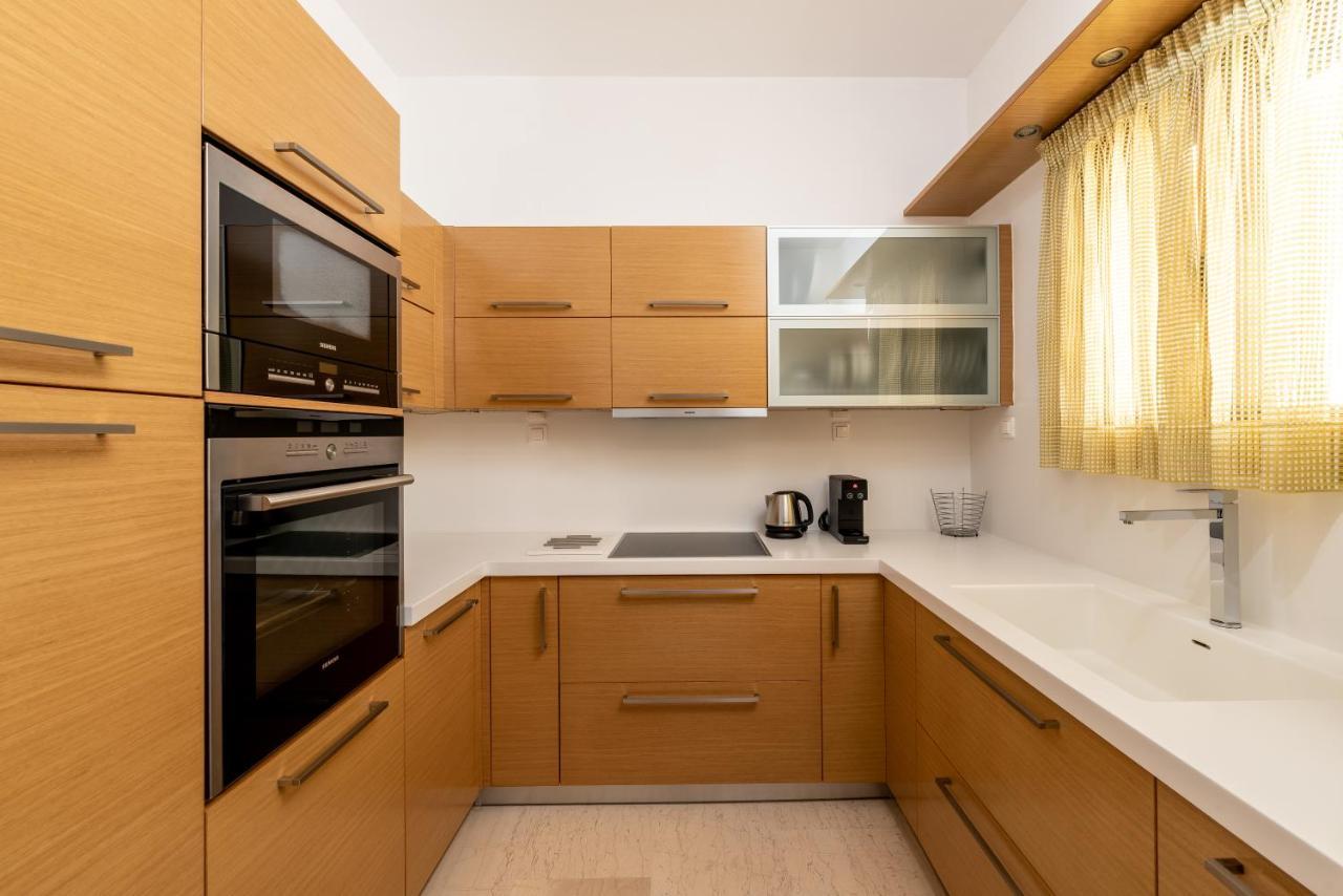 Simon Studios And Apartments سيتيا المظهر الخارجي الصورة