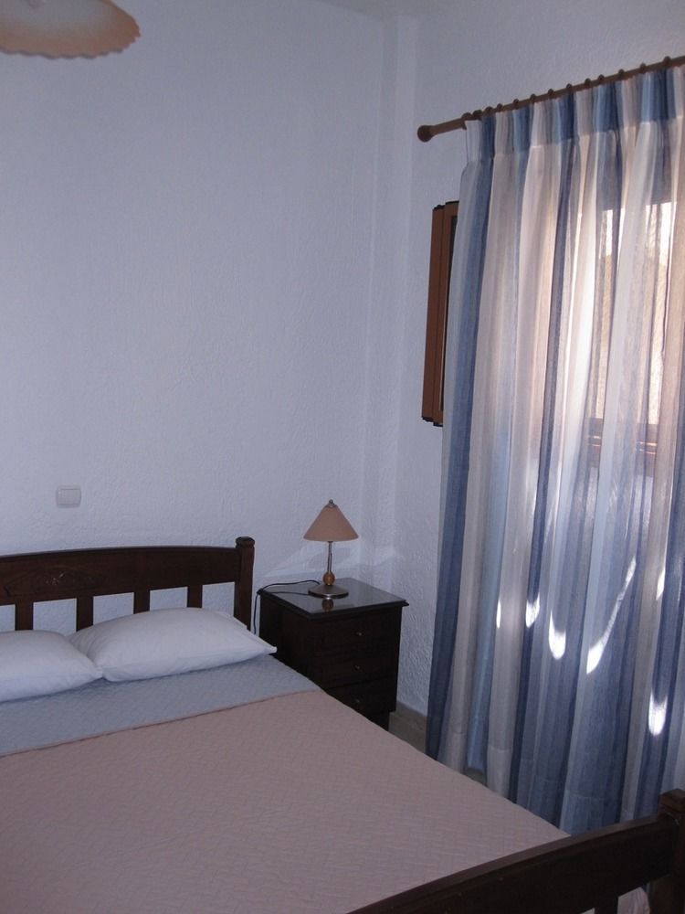 Simon Studios And Apartments سيتيا المظهر الخارجي الصورة