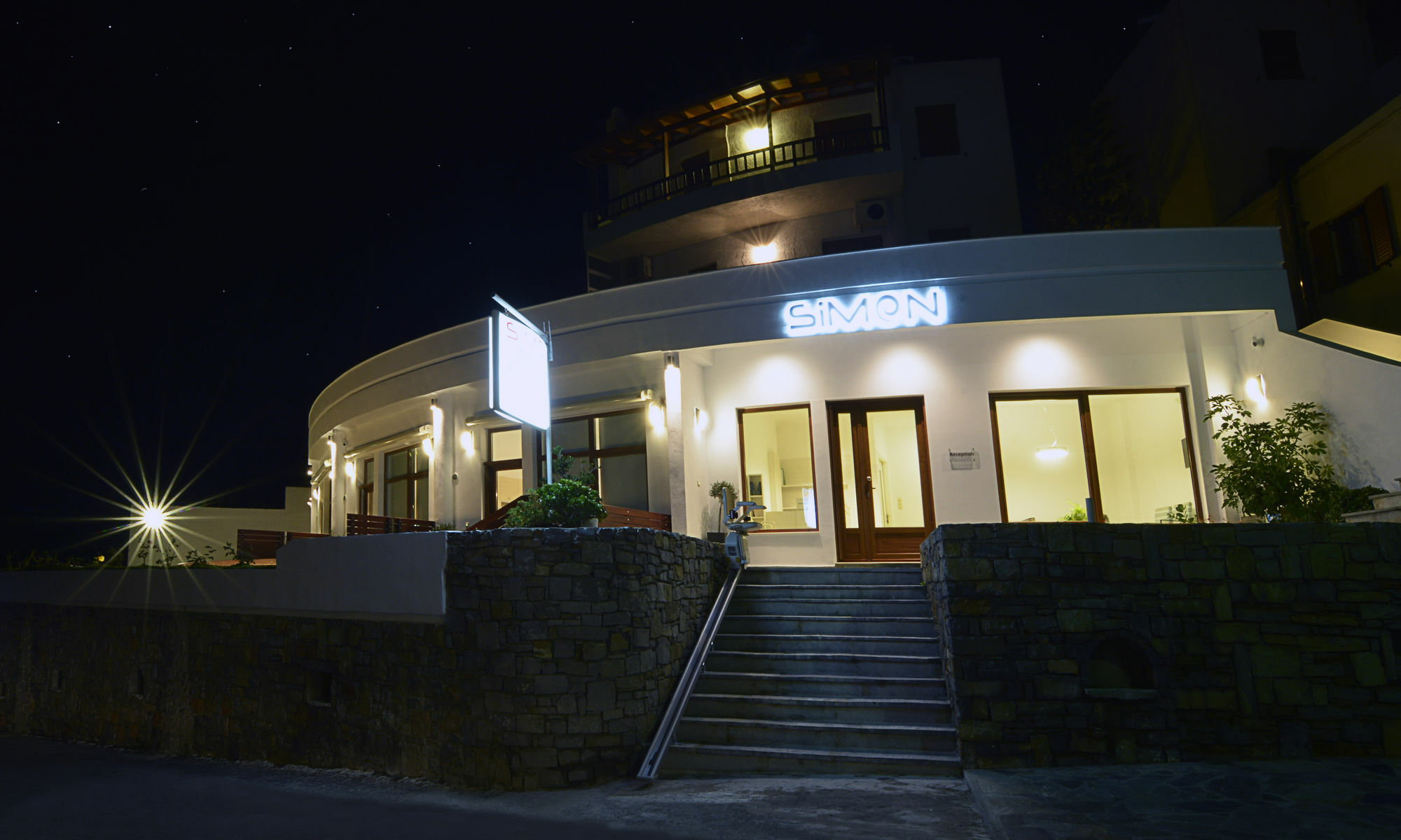 Simon Studios And Apartments سيتيا المظهر الخارجي الصورة